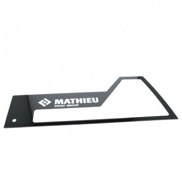 RIGHT REAR QUARTER WINDOW MC210